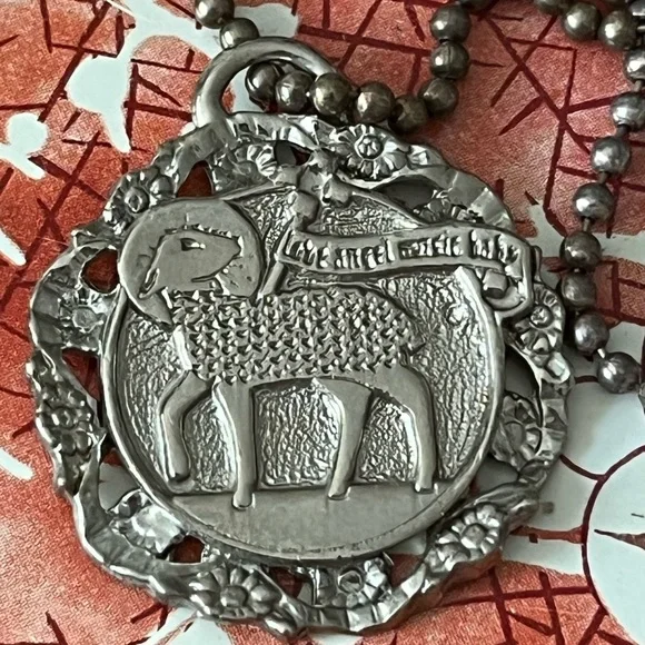 RARE Vintage Gwen Stefani L.A.M.B Silver Pendant Necklace - Picture 2 of 3